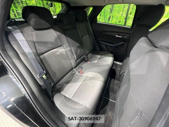 Mazda CX-30 2021-08 8879330-9