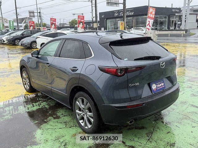 Mazda CX-30 2023-08 8879324-2