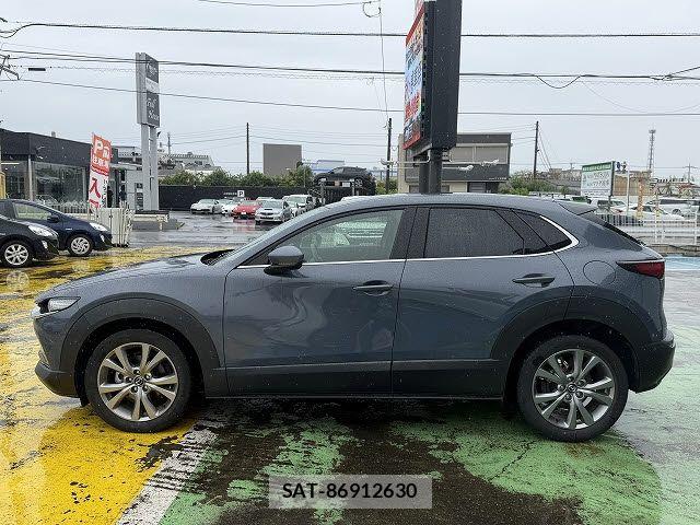 Mazda CX-30 2023-08 8879324-5