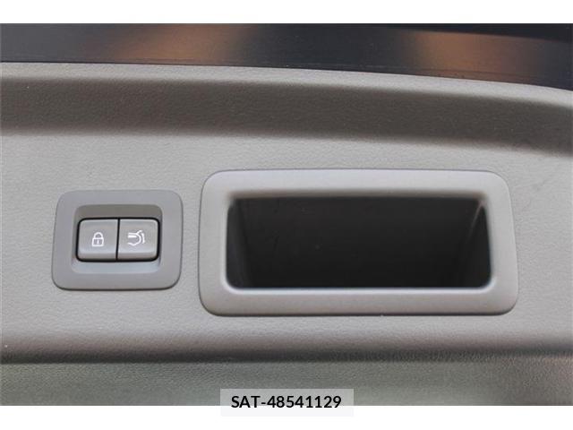 Mazda CX-30 2024-08 8883483-3
