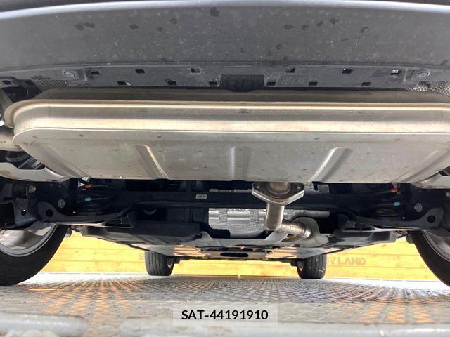 Mazda CX-30 2023-08 8883484-18