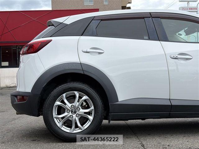 Mazda CX-3 2015-06 1471764-9