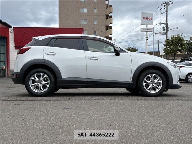 Mazda CX-3 2015-06 1471764-10