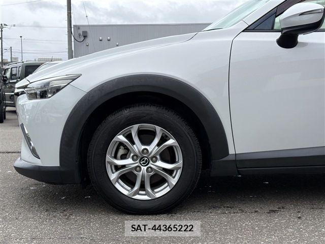 Mazda CX-3 2015-06 1471764-3