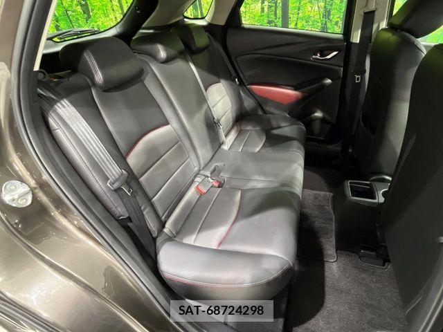 Mazda CX-3 2015-09 6213176-9