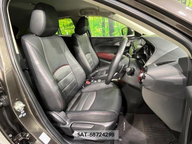 Mazda CX-3 2015-09 6213176-8
