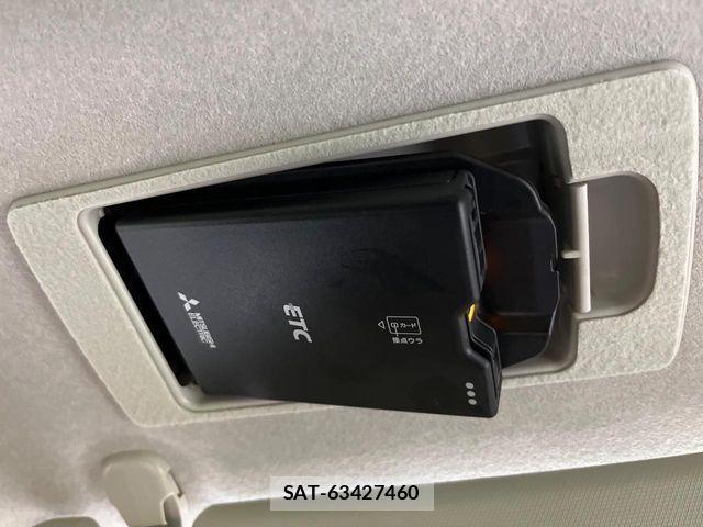 Mazda CX-3 2023-06 6213175-4