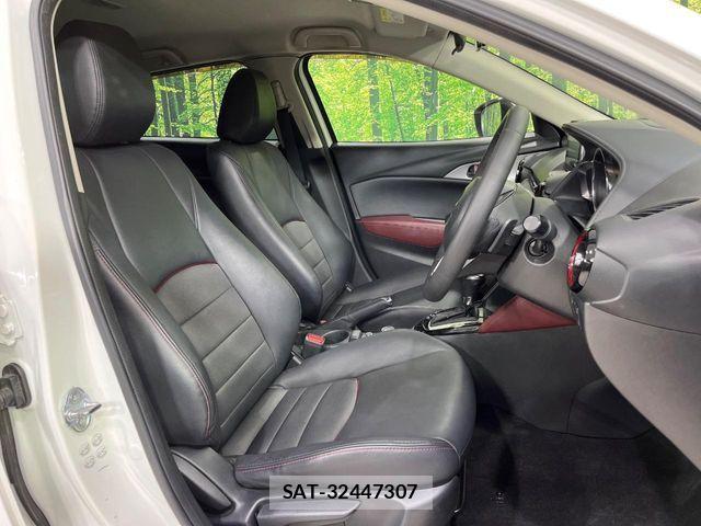 Mazda CX-3 2015-08 6303527-8