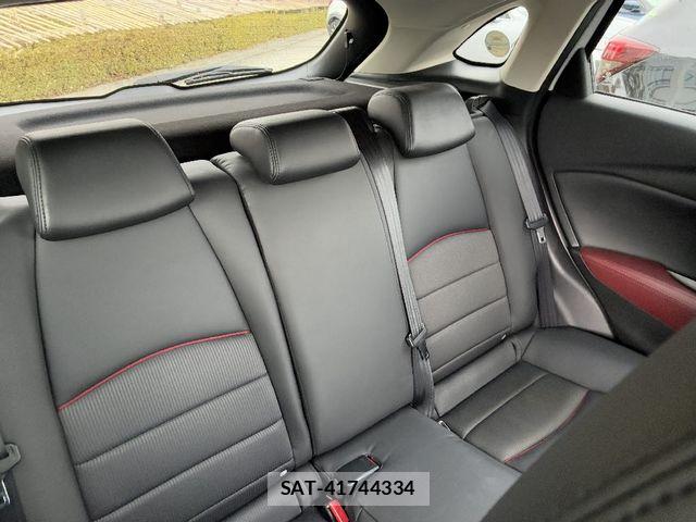 Mazda CX-3 2015-04 6903838-6