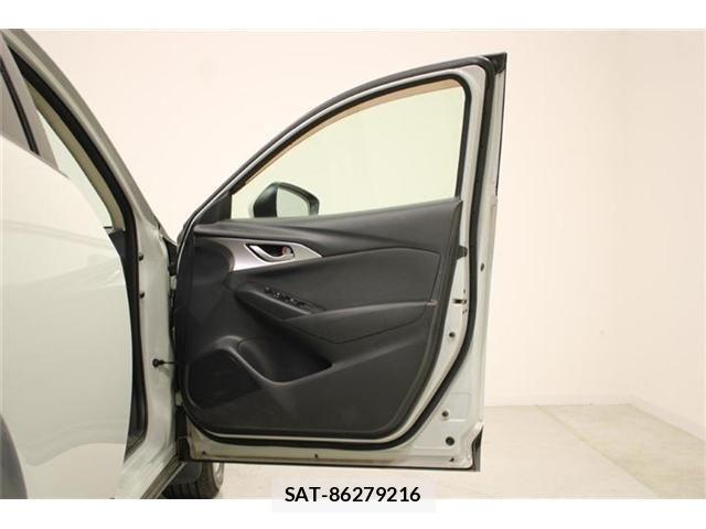 Mazda CX-3 2015-03 6903842-29