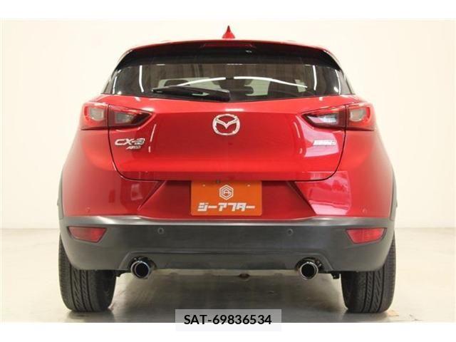 Mazda CX-3 2017-02 7058101-10