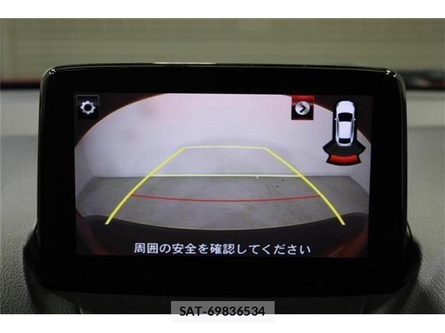 Mazda CX-3 2017-02 7058101-2