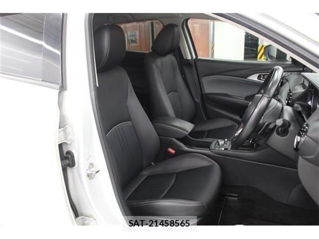 Mazda CX-3 2019-04 7058105-26