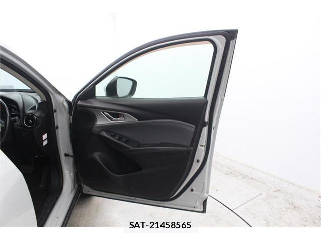 Mazda CX-3 2019-04 7058105-29