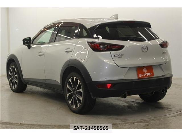 Mazda CX-3 2019-04 7058105-6