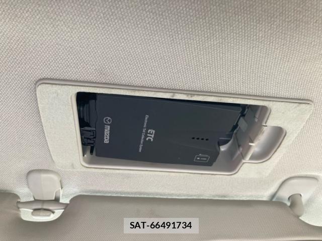 Mazda CX-3 2015-04 7216806-13