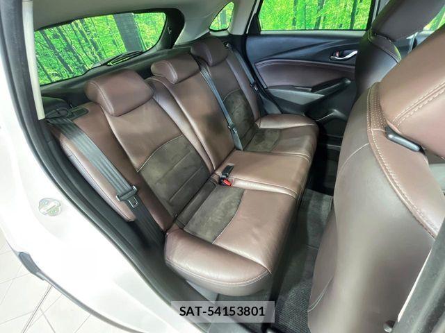 Mazda CX-3 2016-12 7216814-8