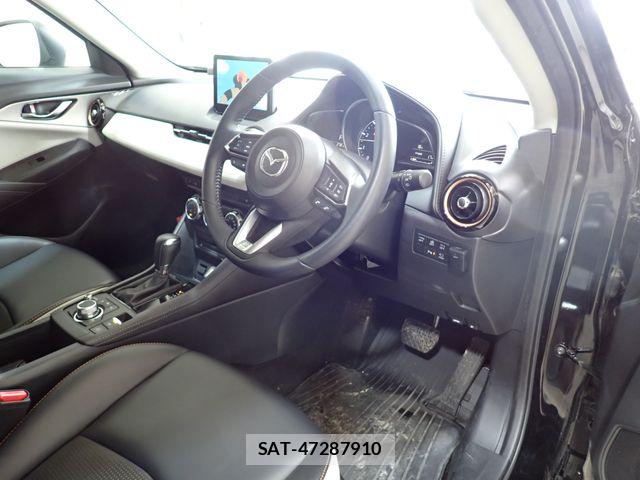 Mazda CX-3 2023-06 7357372-1