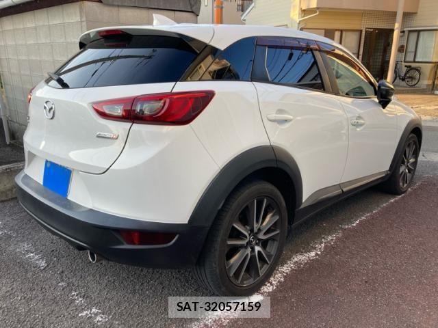 Mazda CX-3 2016-04 7500105-2