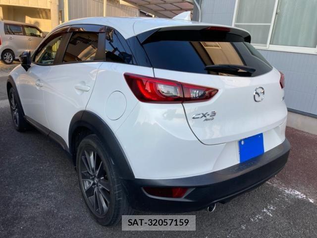 Mazda CX-3 2016-04 7500105-3