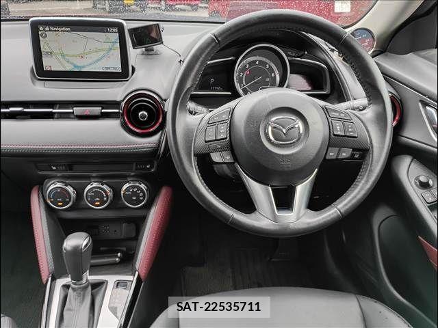 Mazda CX-3 2015-06 7615935-3