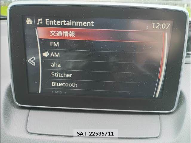 Mazda CX-3 2015-06 7615935-6