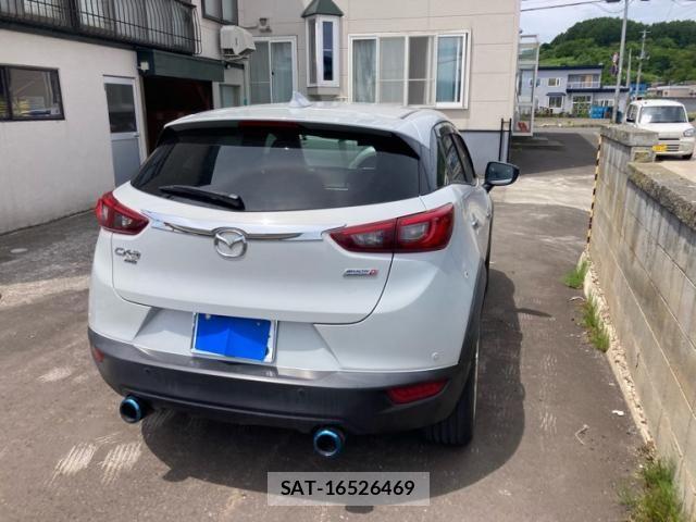 Mazda CX-3 2016-02 7615937-2