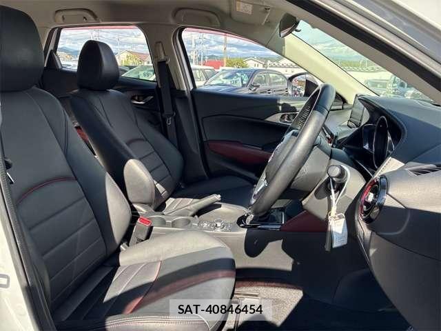 Mazda CX-3 2015-05 7783966-11
