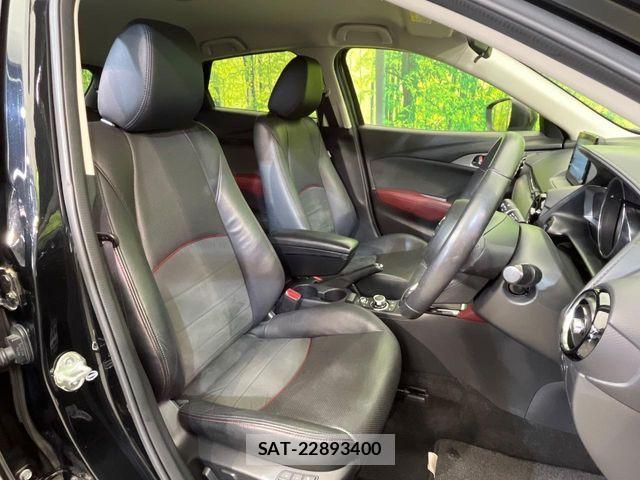 Mazda CX-3 2017-08 7961087-9