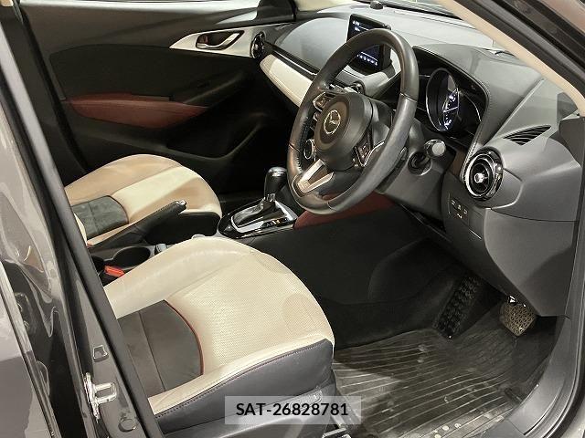 Mazda CX-3 2017-05 7978926-28
