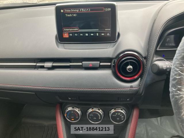 Mazda CX-3 2016-02 8035124-16