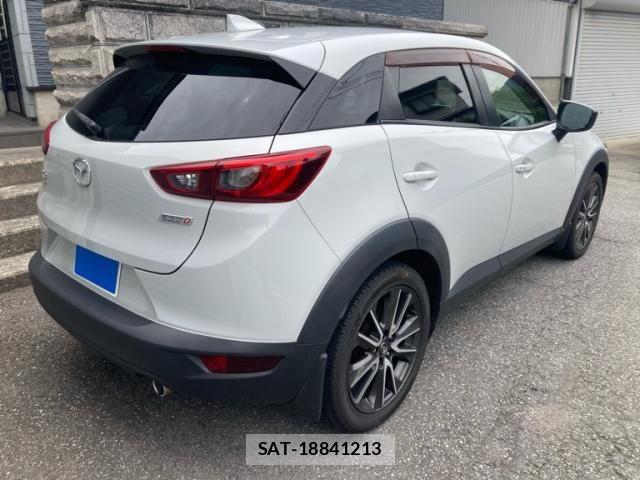 Mazda CX-3 2016-02 8035124-7