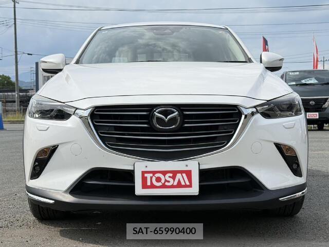 Mazda CX-3 2018-09 8158240-17