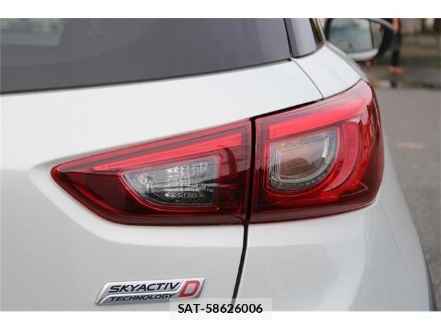 Mazda CX-3 2016-10 8207110-11
