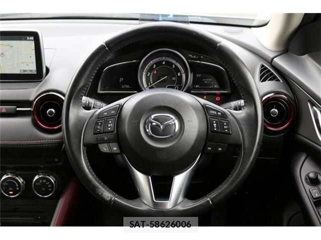 Mazda CX-3 2016-10 8207110-17