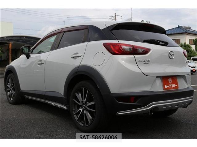 Mazda CX-3 2016-10 8207110-21