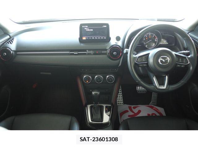 Mazda CX-3 2017-10 8207111-1