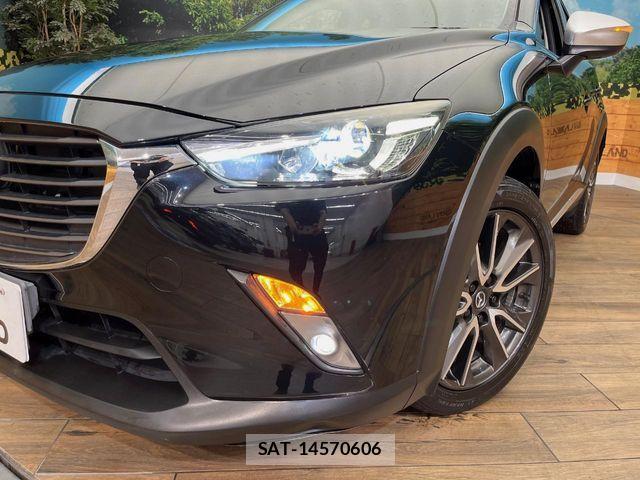Mazda CX-3 2015-03 8207112-13