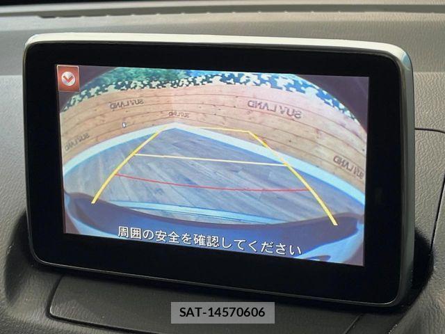 Mazda CX-3 2015-03 8207112-3