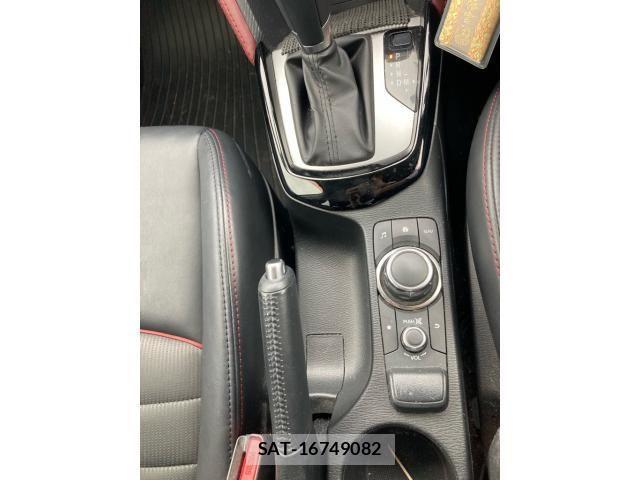 Mazda CX-3 2015-09 8229467-16