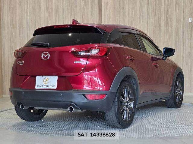 Mazda CX-3 2017-09 8314023-18