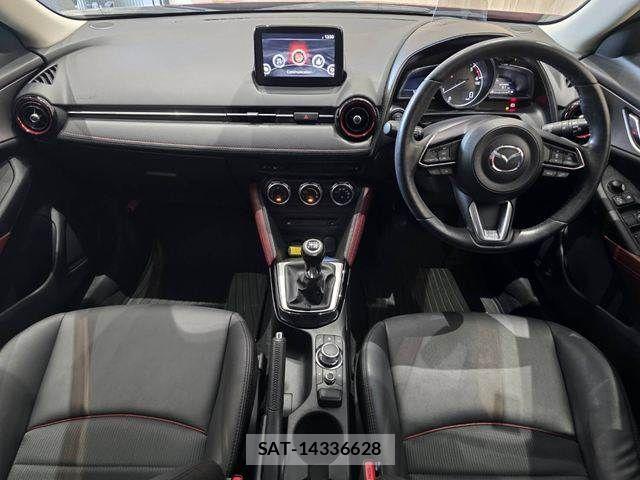 Mazda CX-3 2017-09 8314023-2