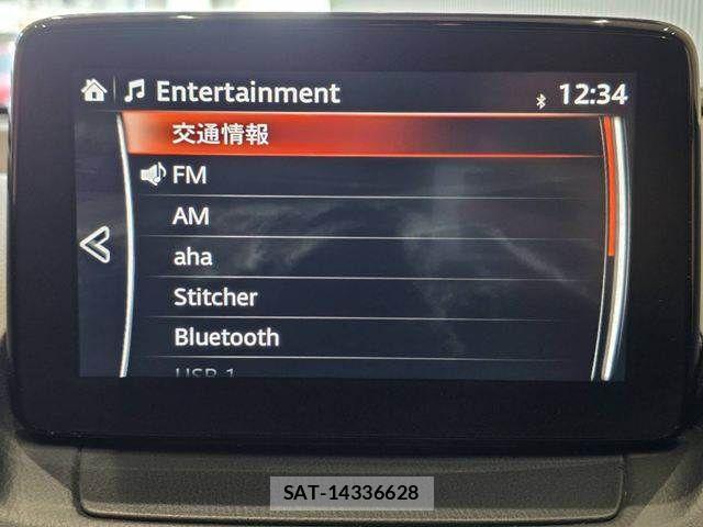 Mazda CX-3 2017-09 8314023-5