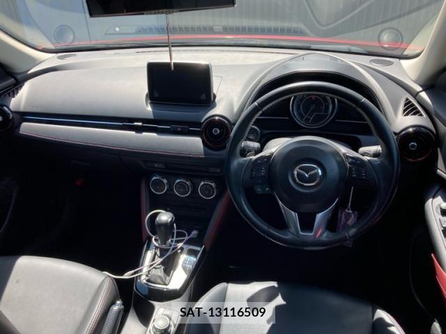 Mazda CX-3 2016-09 8411865-13