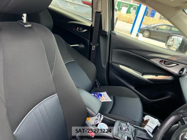 Mazda CX-3 2018-09 8457271-13