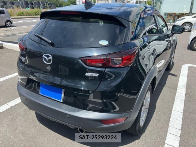 Mazda CX-3 2018-09 8457271-4