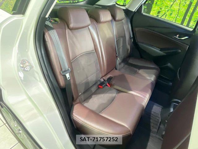 Mazda CX-3 2016-11 8524207-9