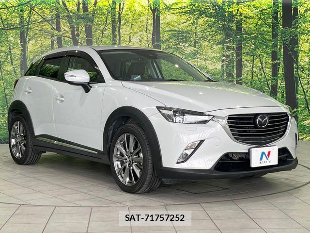 Mazda CX-3 2016-11 8524207-15