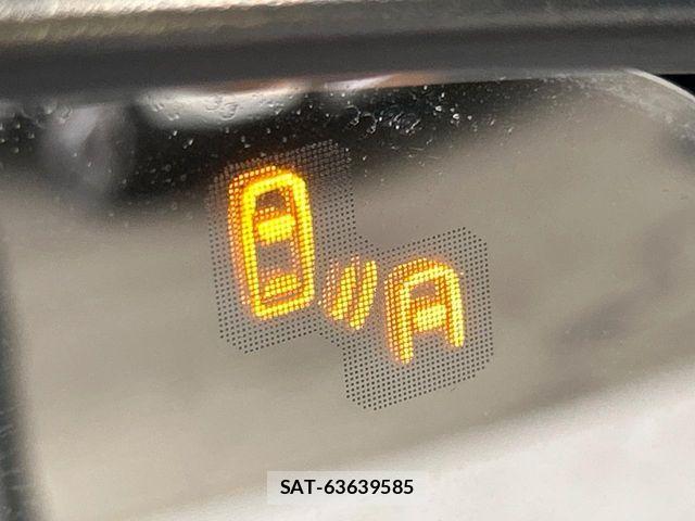 Mazda CX-3 2016-08 8779921-6