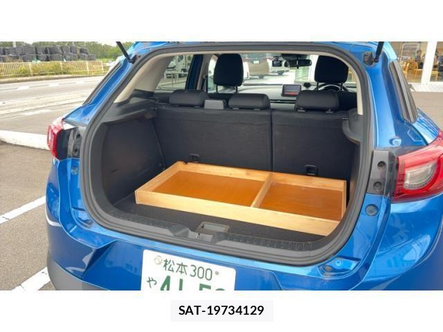 Mazda CX-3 2015-03 8779923-11